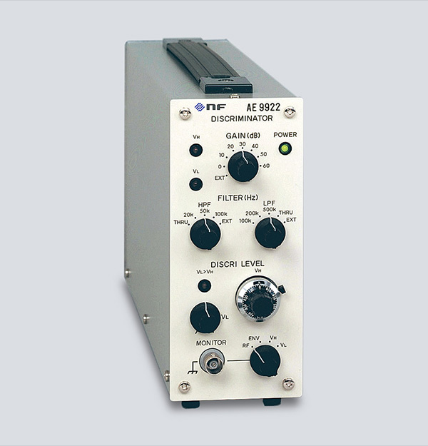 AE計測装置（プリアンプ+ディスクリミネータ　NF回路設計）
